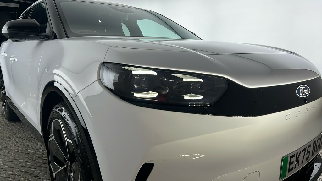 Ford Capri Premium Black #20