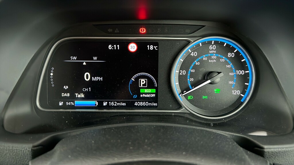 Nissan Leaf N-connecta Blue #15