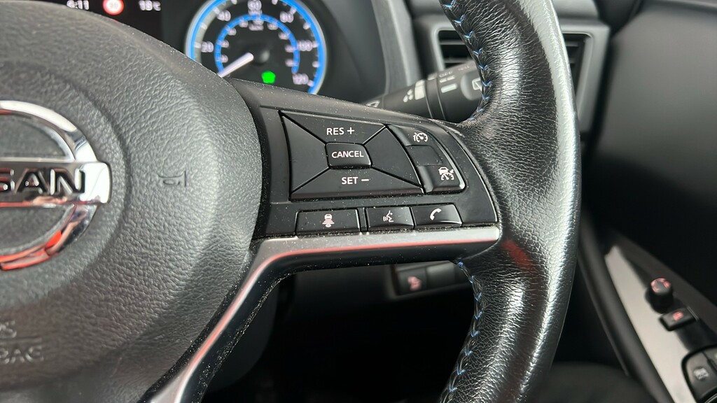 Nissan Leaf N-connecta Blue #24