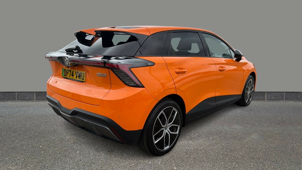 MG MG4 150Kw Trophy Ev Long Range 64Kwh Orange #6