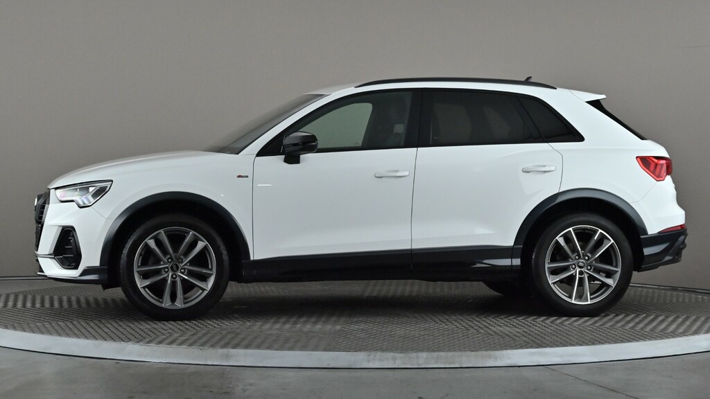 Audi Q3 35 Tfsi Black Edition S Tronic YK22ZNO White #3