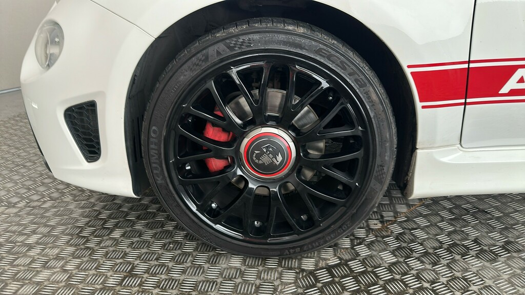 Abarth 595 1.4 T-jet 160 Trofeo Yellow #19