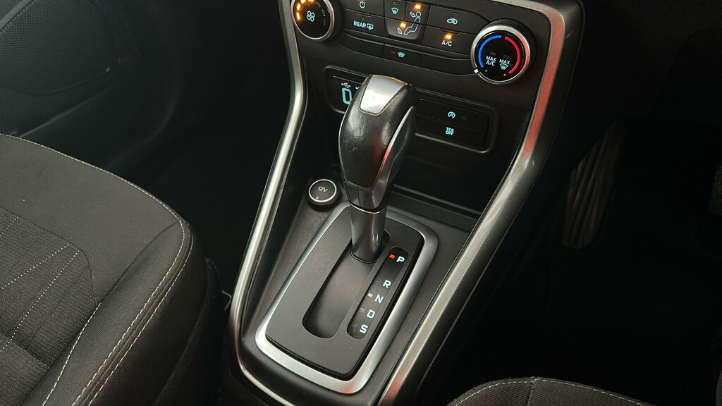 Ford Ecosport Hatchback Silver #27