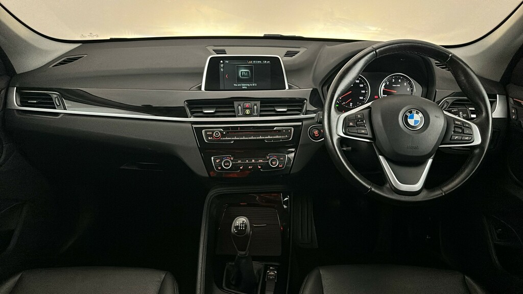 BMW X1 Xline Black #13