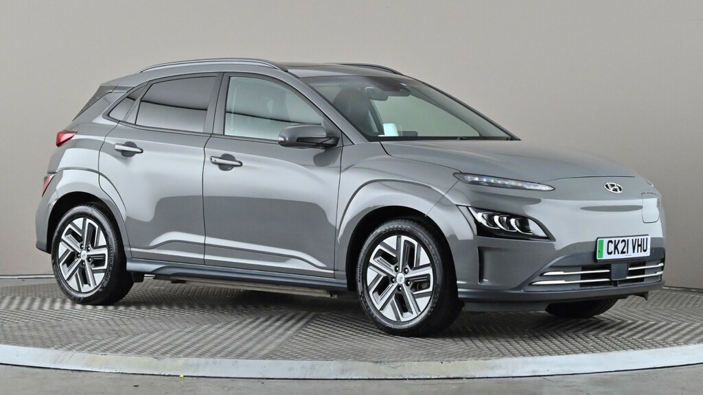 Hyundai Kona Hatchback Red #1