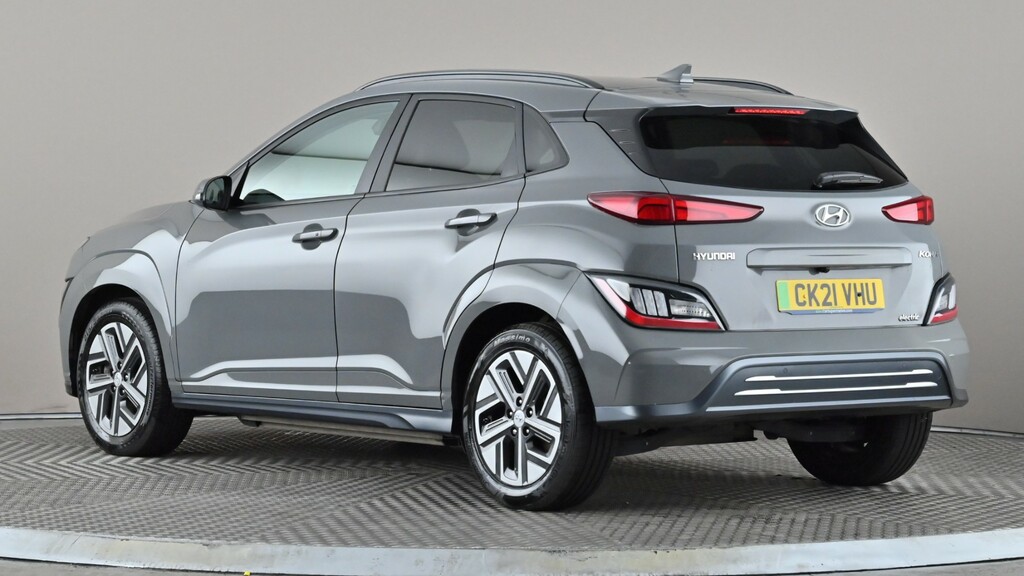 Hyundai Kona Hatchback Red #4