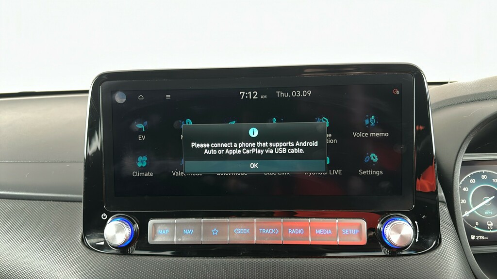 Hyundai Kona Hatchback Red #24