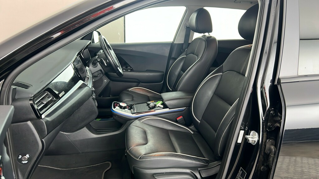 Kia e-Niro 67 Kwh 2020 Silver #17