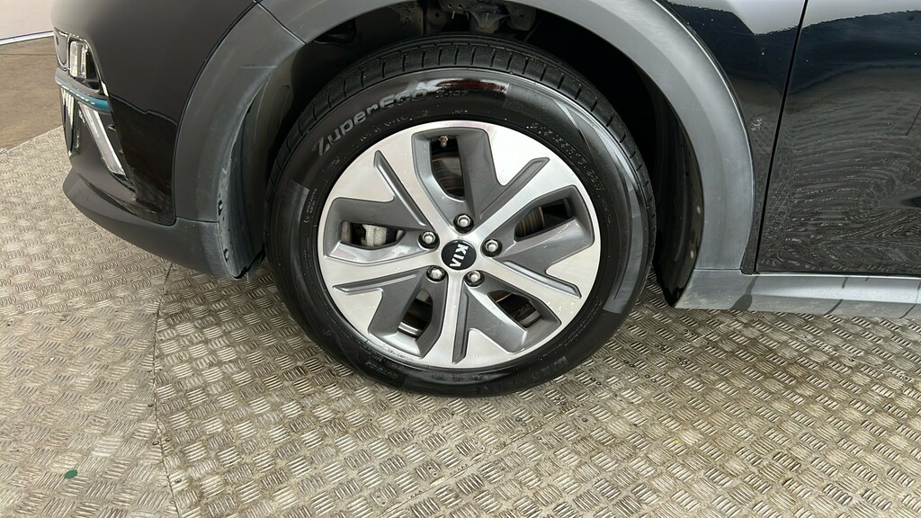 Kia e-Niro 67 Kwh 2020 Silver #19