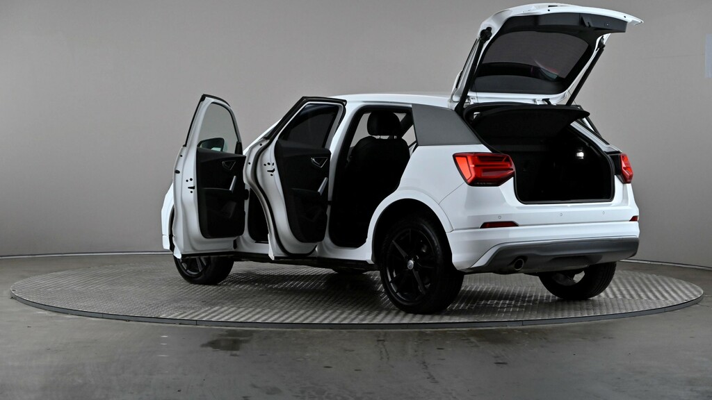Audi Q2 Technik 35 Tfsi 150 Ps 6-Speed Grey #10