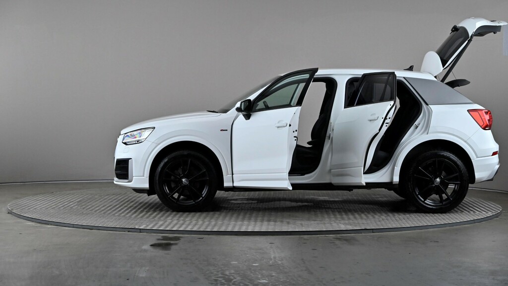 Audi Q2 Technik 35 Tfsi 150 Ps 6-Speed Grey #9