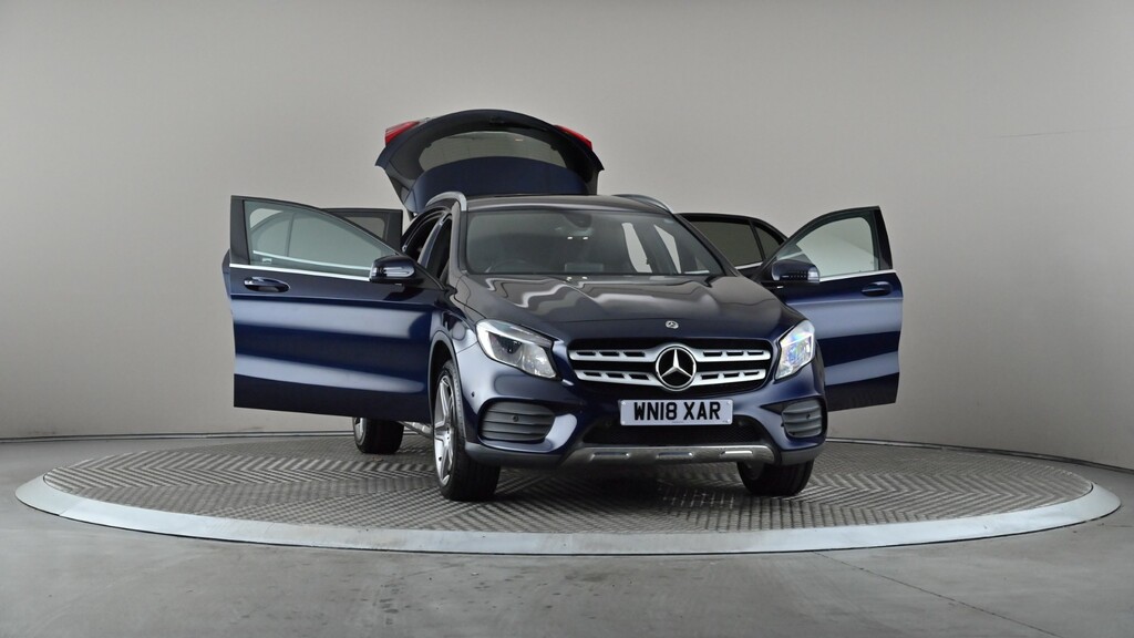 Mercedes-Benz GLA Class 1.6 Gla200 Amg Line Executive 7G-dct Grey #8