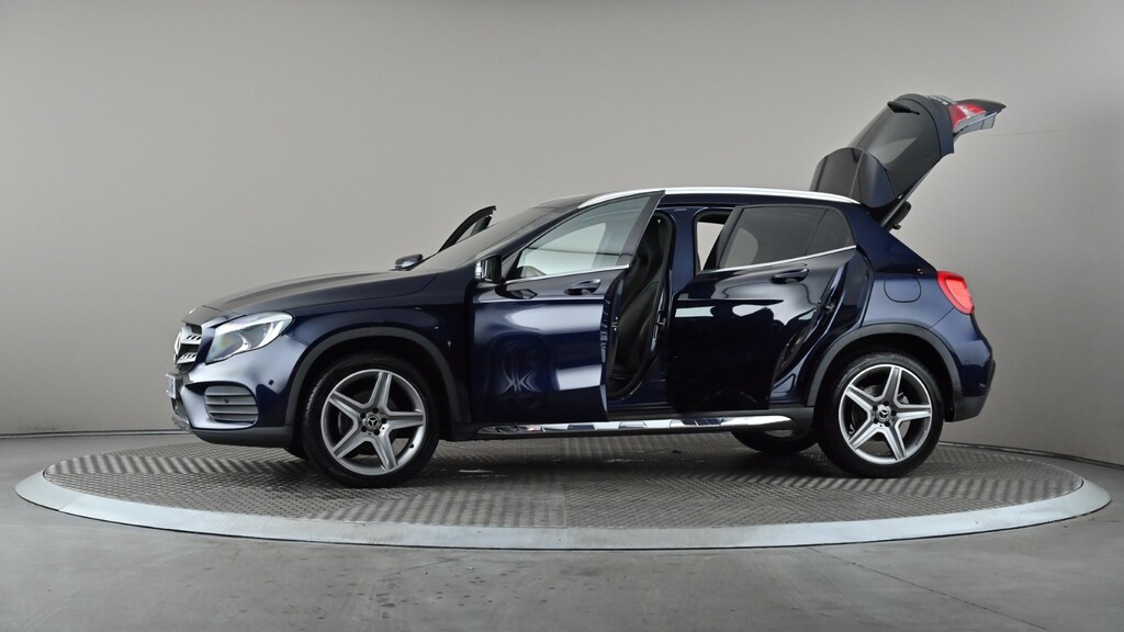 Mercedes-Benz GLA Class 1.6 Gla200 Amg Line Executive 7G-dct Grey #9