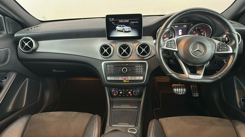 Mercedes-Benz GLA Class 1.6 Gla200 Amg Line Executive 7G-dct Grey #13