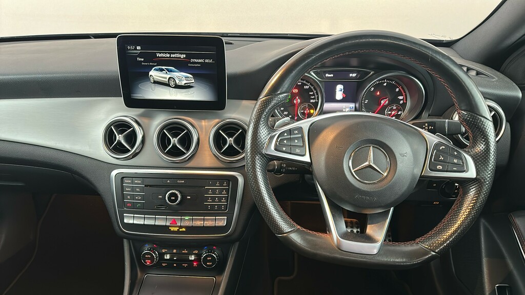 Mercedes-Benz GLA Class 1.6 Gla200 Amg Line Executive 7G-dct Grey #14