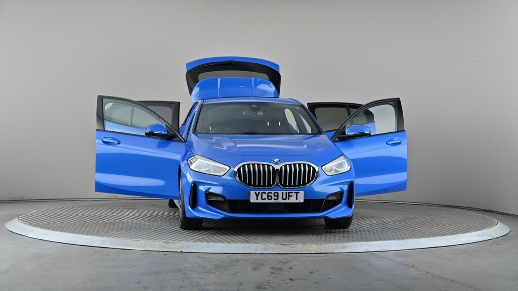 BMW 1 Series Hatchback Grey #8