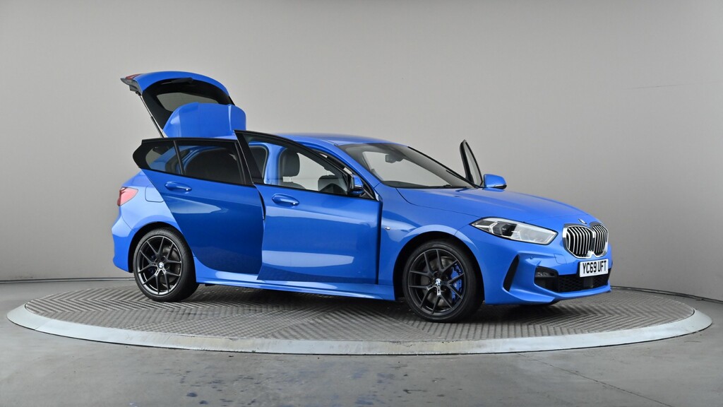 BMW 1 Series Hatchback Grey #7