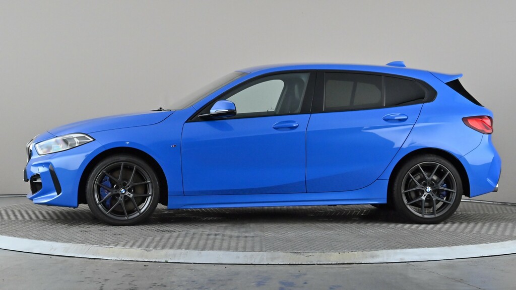 BMW 1 Series Hatchback Grey #3