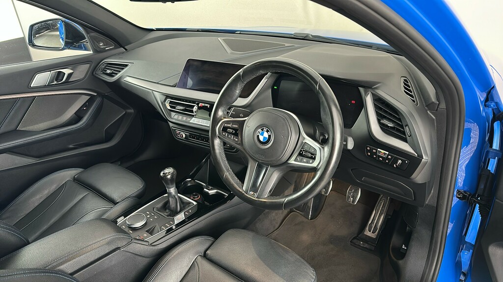 BMW 1 Series Hatchback Grey #31