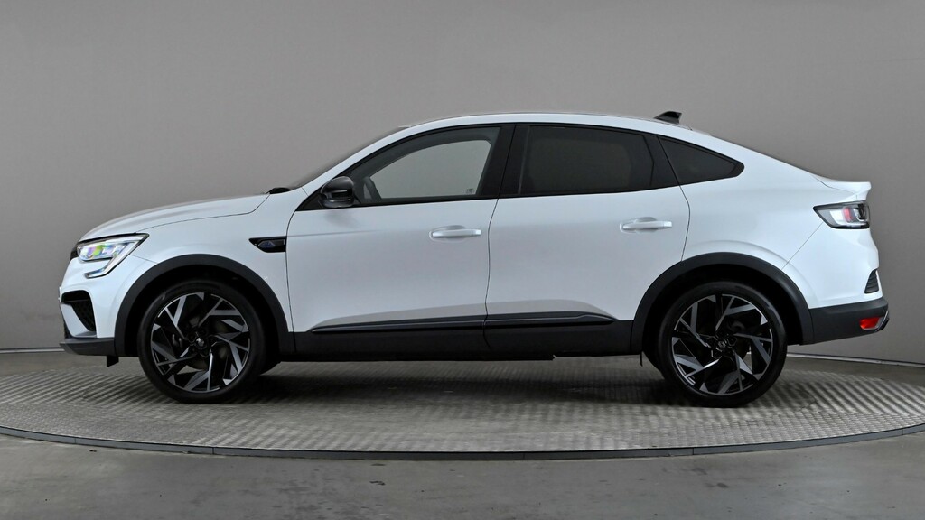 Renault Arkana 1.6 E-tech Fhev 145 Esprit Alpine White #3