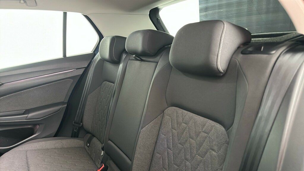 Volkswagen Golf Match Black #18