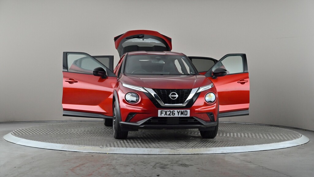 Nissan Juke Hatchback Red #8