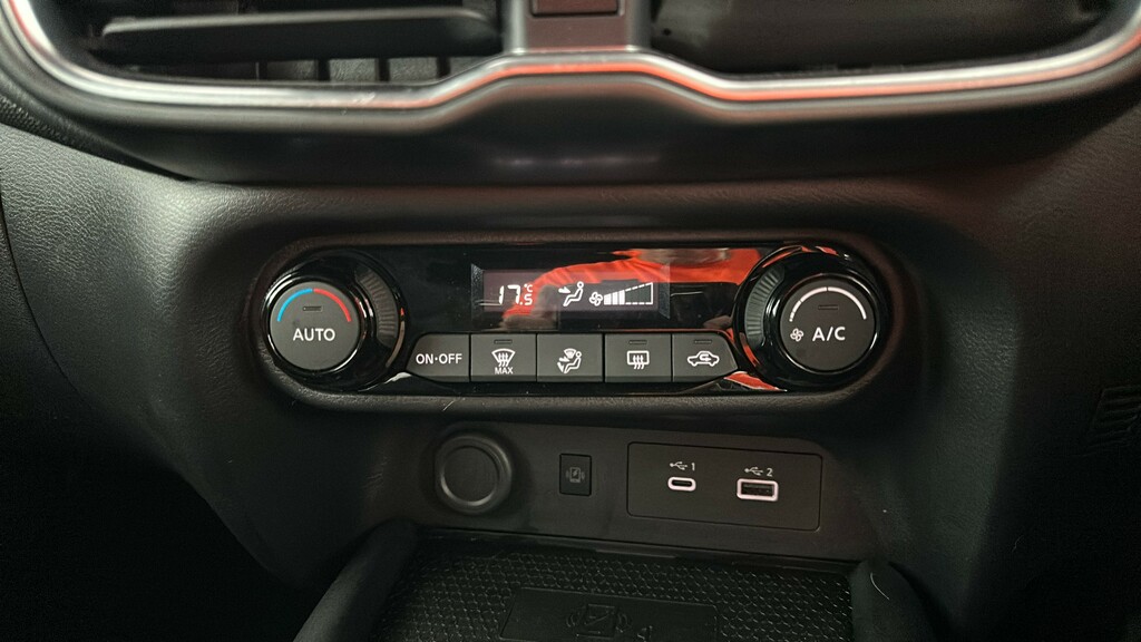 Nissan Juke Hatchback Red #26