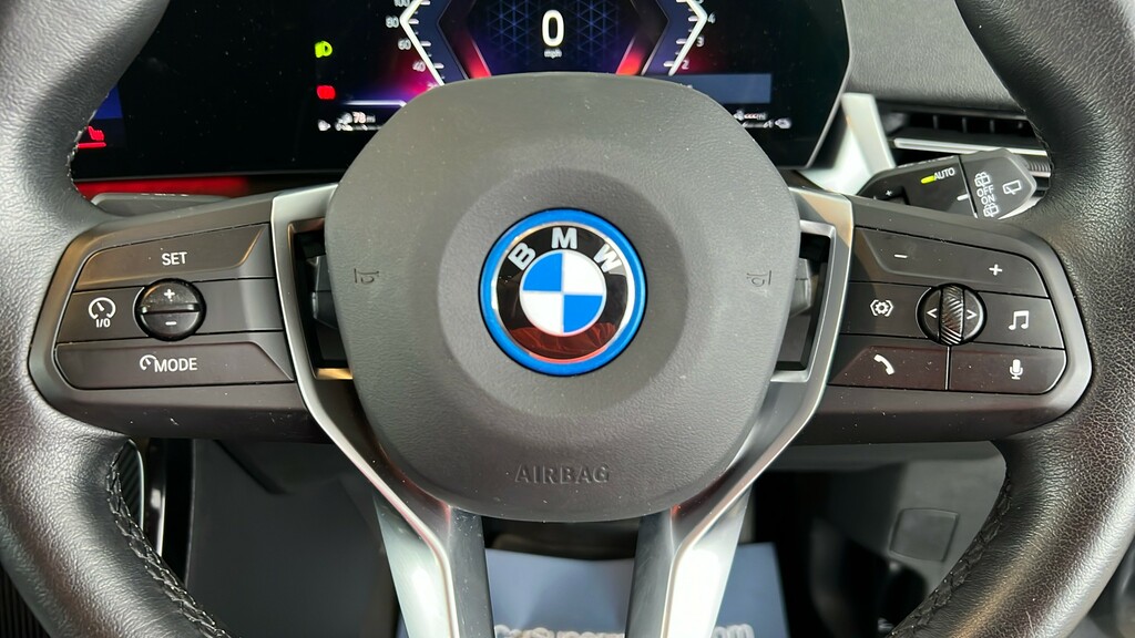 BMW 2 Series Active Tourer Luxury Black #28