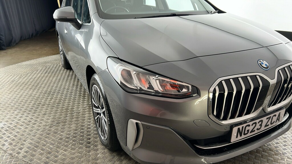 BMW 2 Series Active Tourer Luxury Black #20