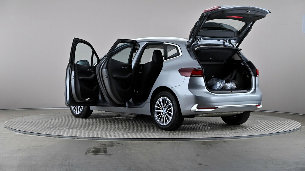 BMW 2 Series Active Tourer Luxury Black #10