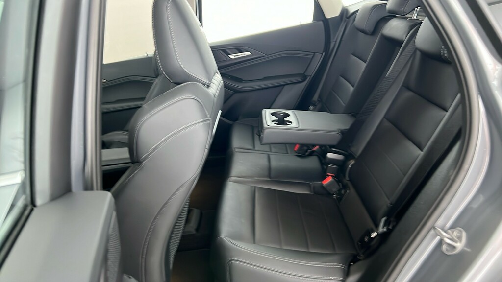 BMW 2 Series Active Tourer Luxury Black #18