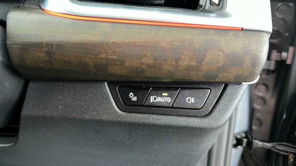 BMW 2 Series Active Tourer Luxury Black #26