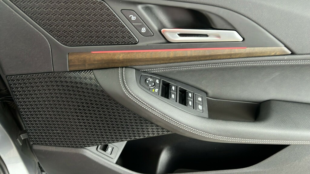 BMW 2 Series Active Tourer Luxury Black #27