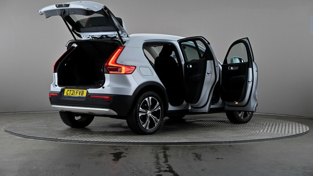 Volvo XC40 Suv Black #12