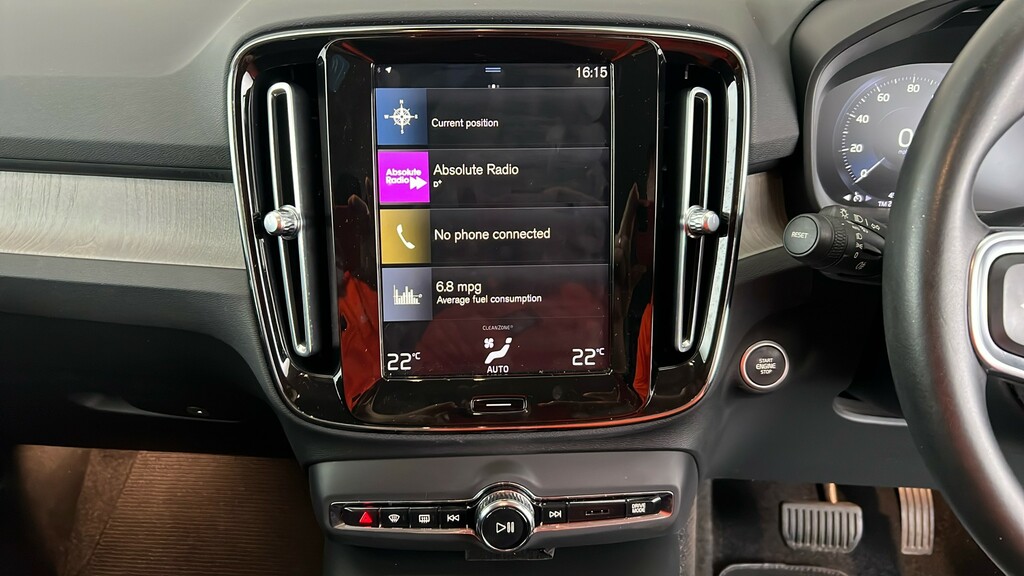 Volvo XC40 Suv Black #16