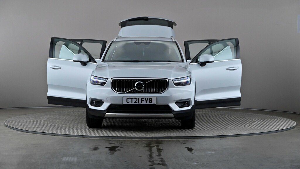 Volvo XC40 Suv Black #8