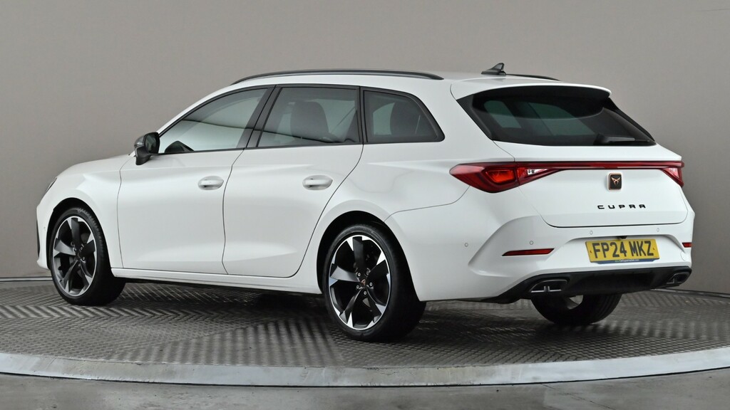 Cupra Leon 1.5 Etsi V1 Dsg White #4