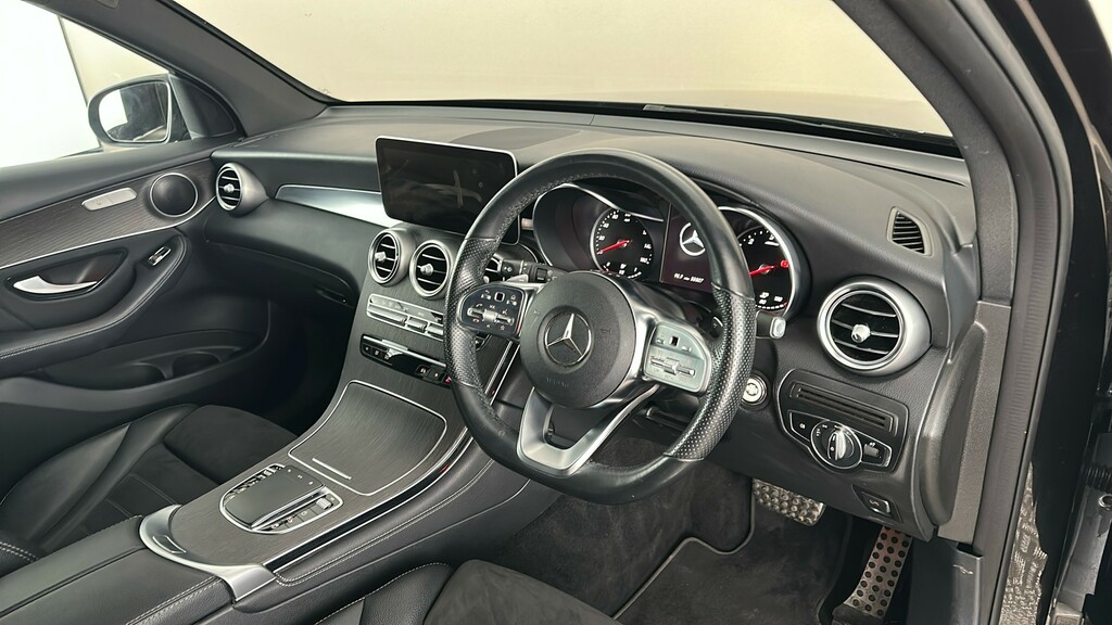 Mercedes-Benz GLC Class 2L Null Black #32