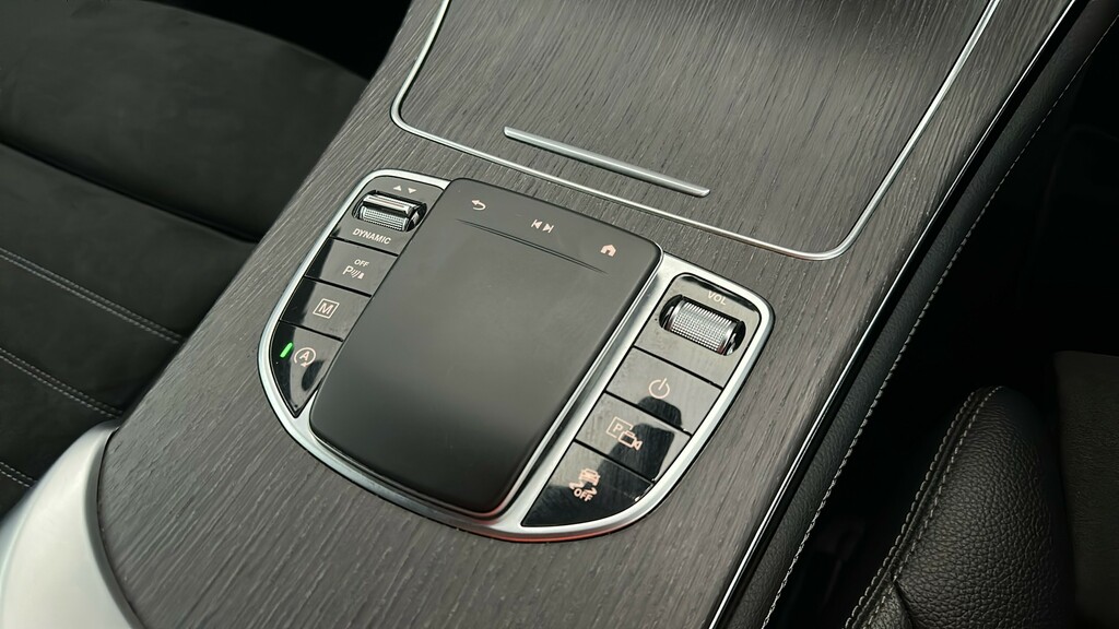 Mercedes-Benz GLC Class 2L Null Black #28