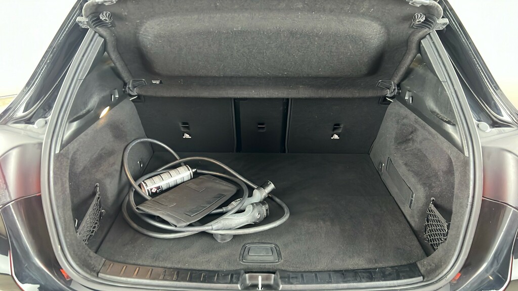 Mercedes-Benz EQA Suv Black #22