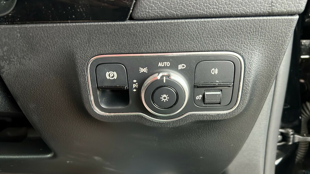 Mercedes-Benz EQA Suv Black #25
