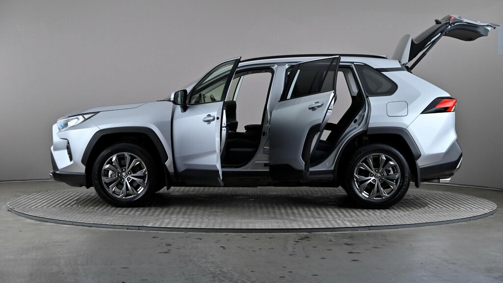 Toyota Rav 4 Dynamic Black #9