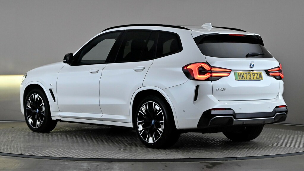 BMW iX3 210Kw M Sport Pro 80Kwh White #4
