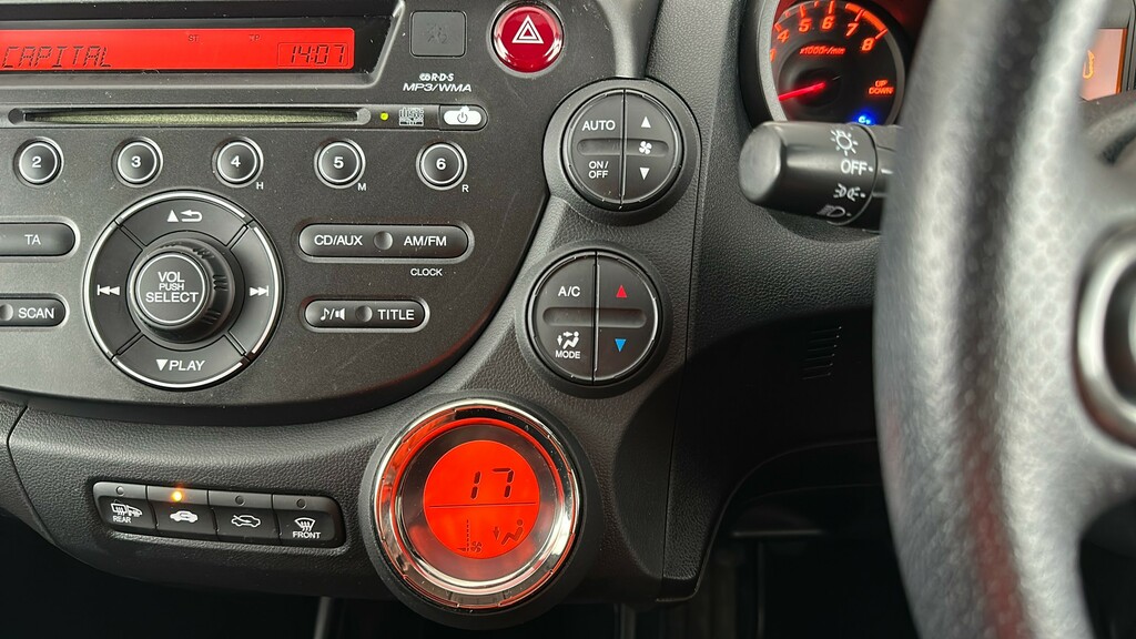 Honda Jazz Se Silver #23