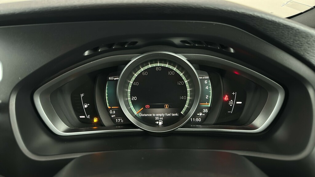 Volvo V40 R-design Nav Plus Silver #15