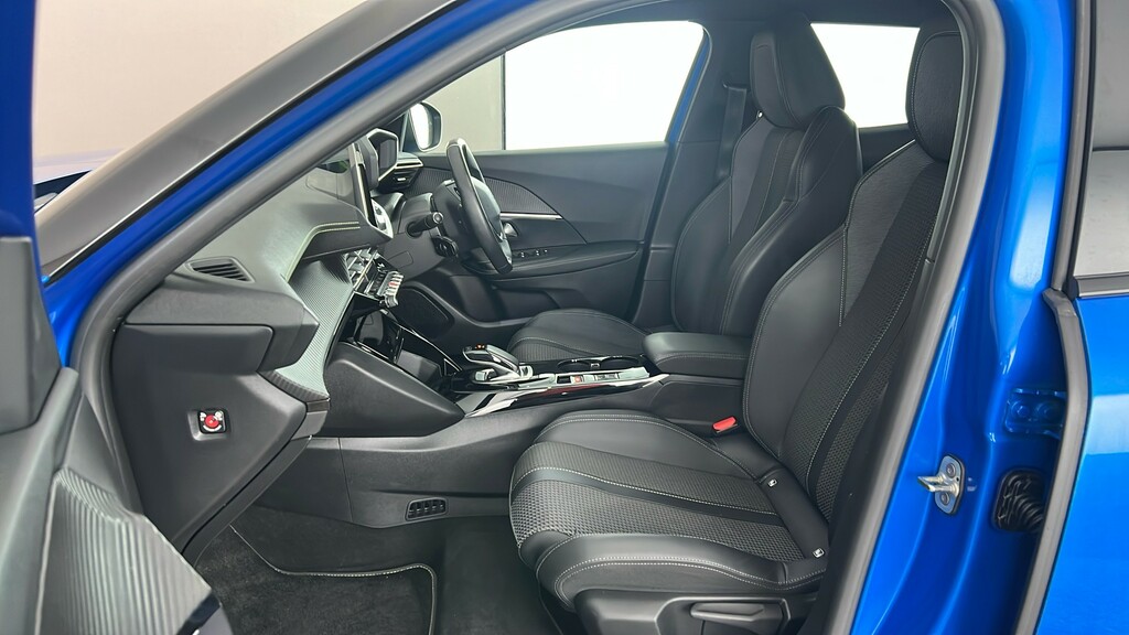 Peugeot e-2008 Suv Grey #17