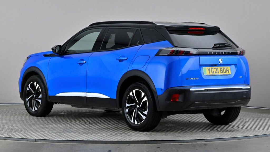 Peugeot e-2008 100Kw Gt 50Kwh Blue #4