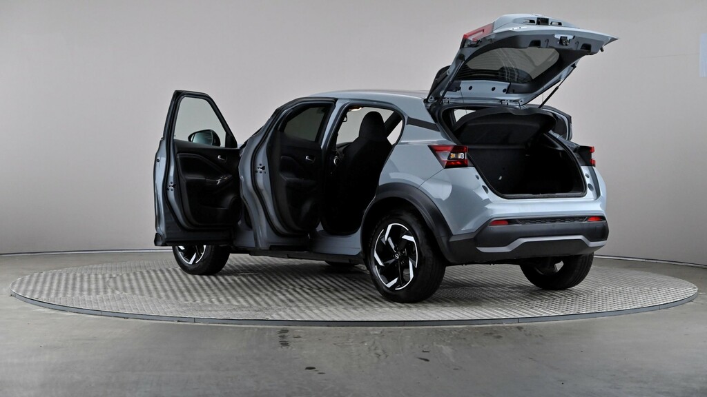 Nissan Juke Tekna Blue #10