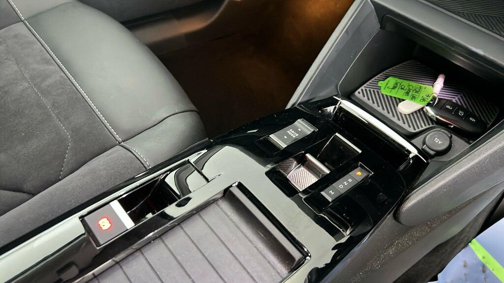 Citroen C4 1.2 Puretech 130 Max White #23