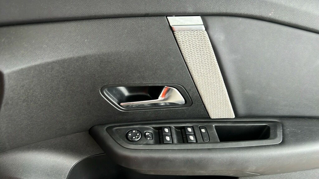 Citroen C4 1.2 Puretech 130 Max White #24